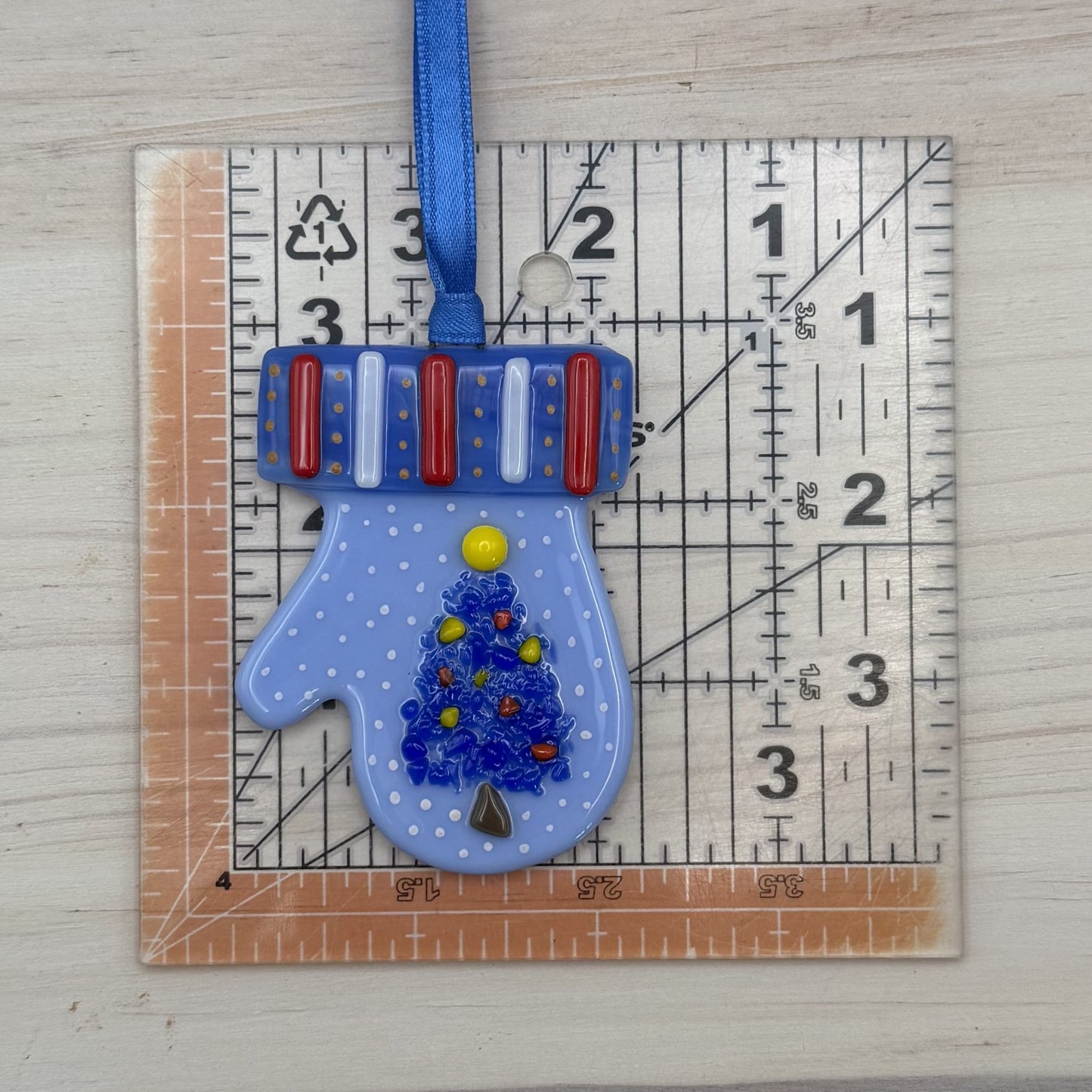 Fused Glass Christmas Tree Mitten Ornament – Handmade Holiday Decoration