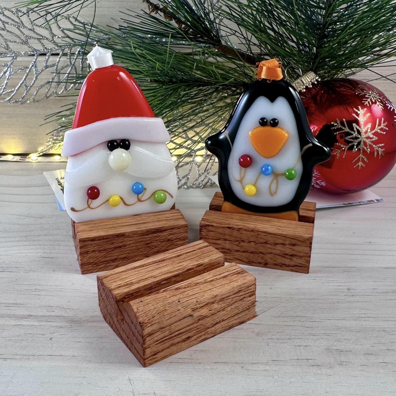 Oak Ornament Display Stand: Fused & Stained Glass Holder (2/2.5 inch)